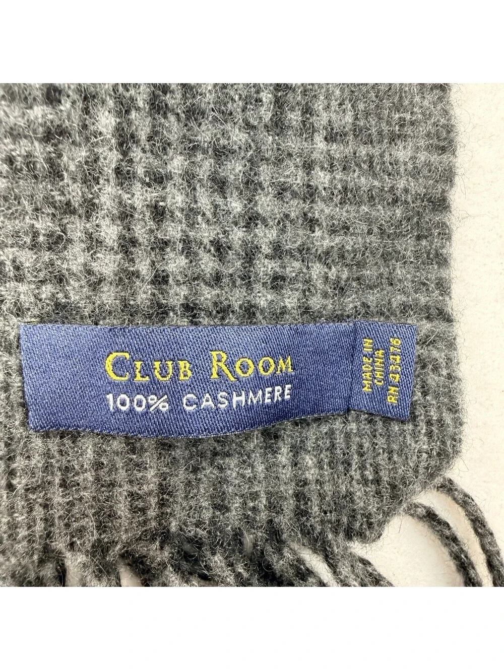 Club Room 100% Cashmere Scarf Mens Gray Prince of Wales Plaid Red Windowpane